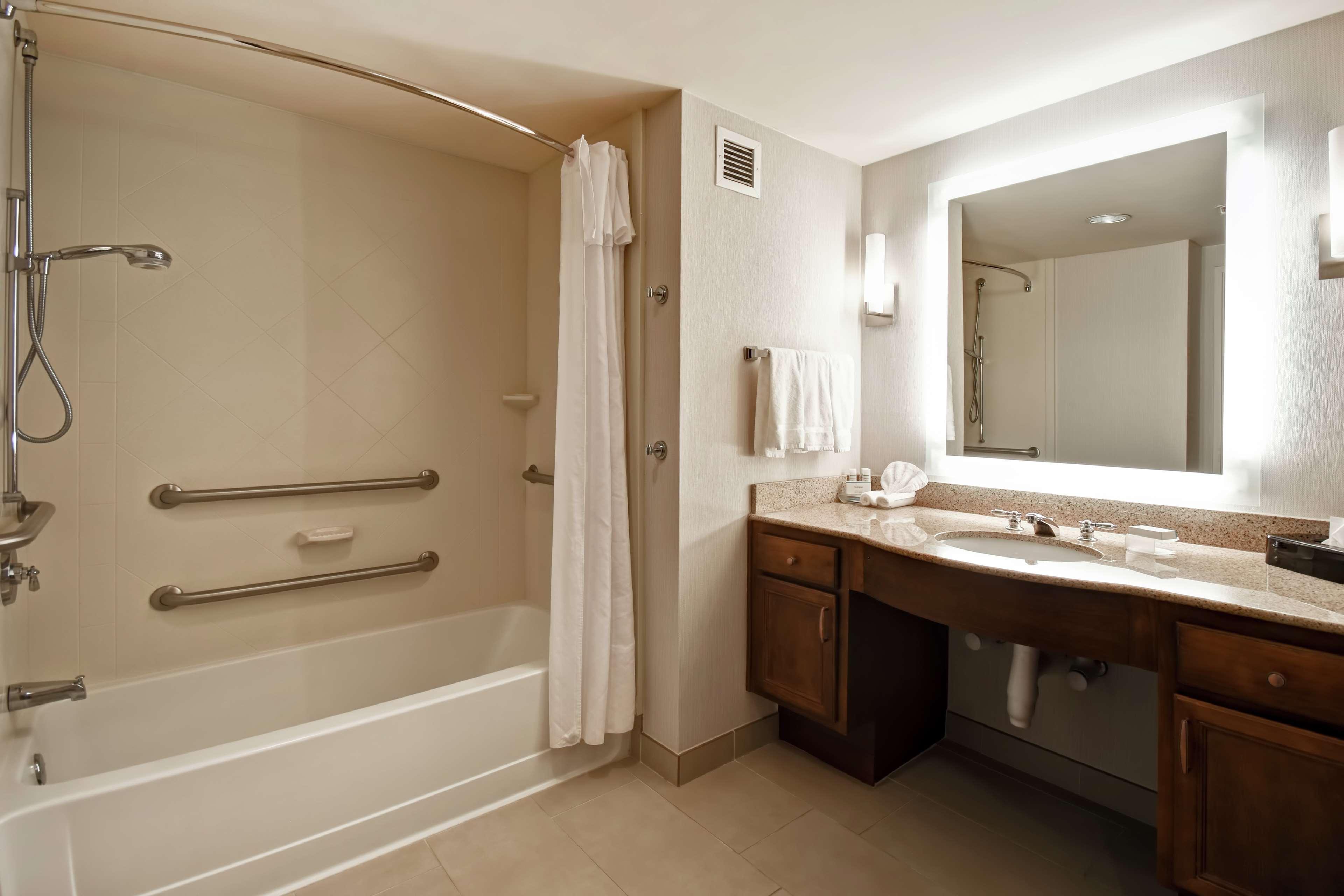 Homewood Suites By Hilton Cincinnati-Milford Exterior photo