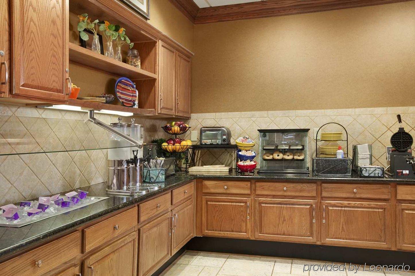 Homewood Suites By Hilton Cincinnati-Milford Restaurant photo